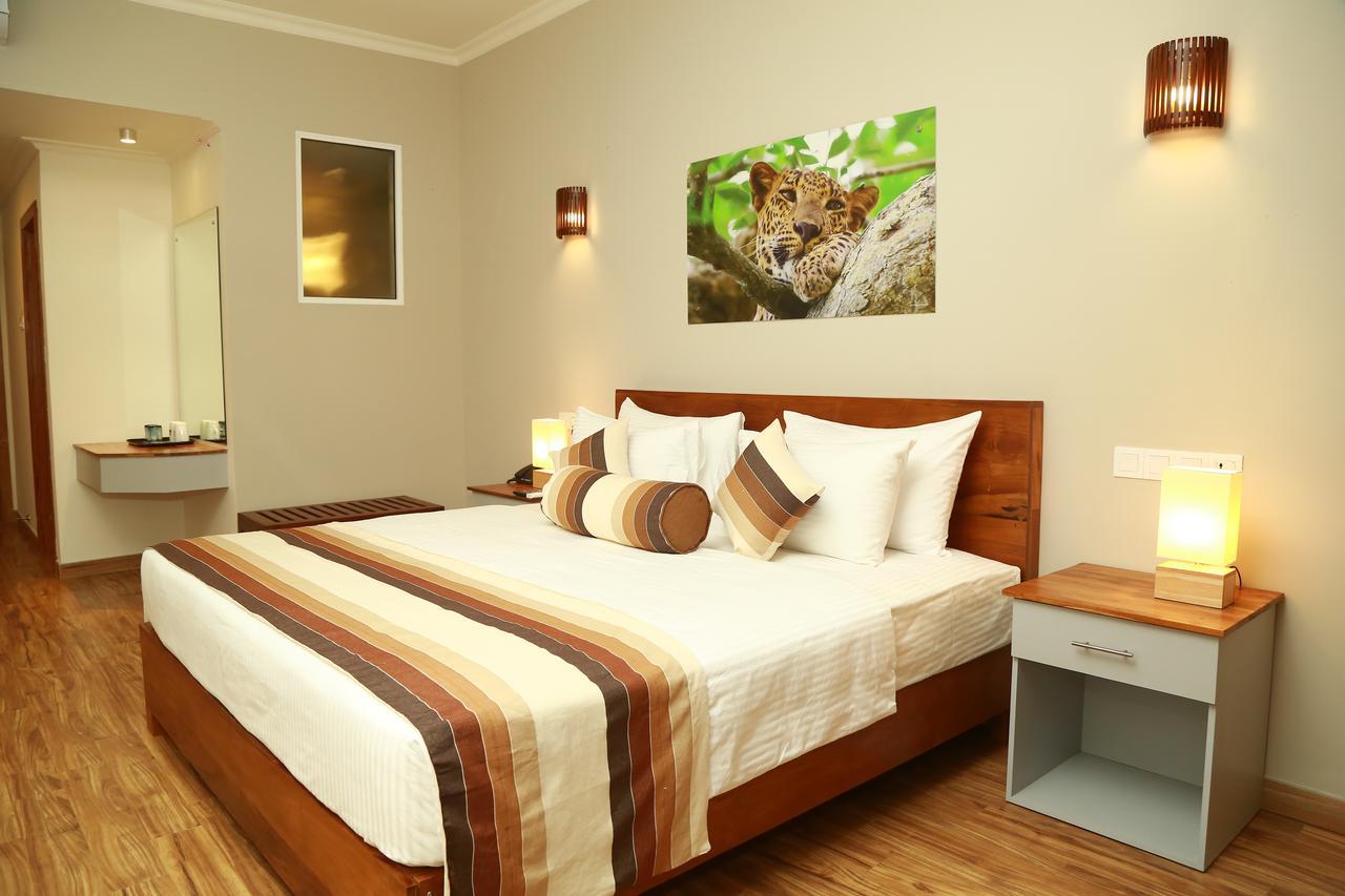 Twenty-Two Weligambay Hotel Weligama Luaran gambar
