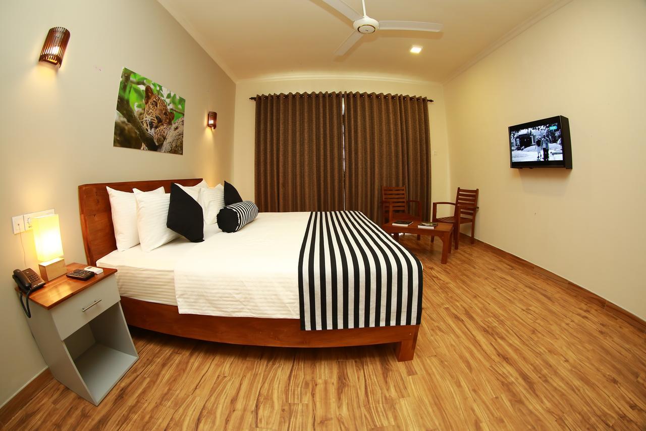 Twenty-Two Weligambay Hotel Weligama Luaran gambar