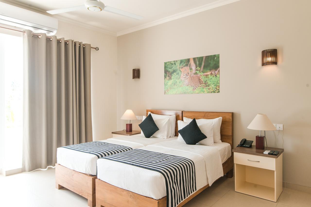 Twenty-Two Weligambay Hotel Weligama Luaran gambar