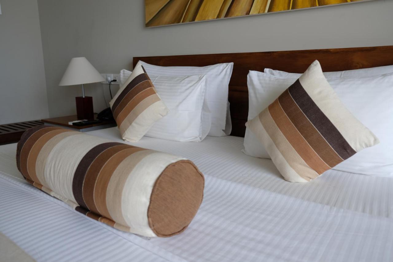 Twenty-Two Weligambay Hotel Weligama Luaran gambar